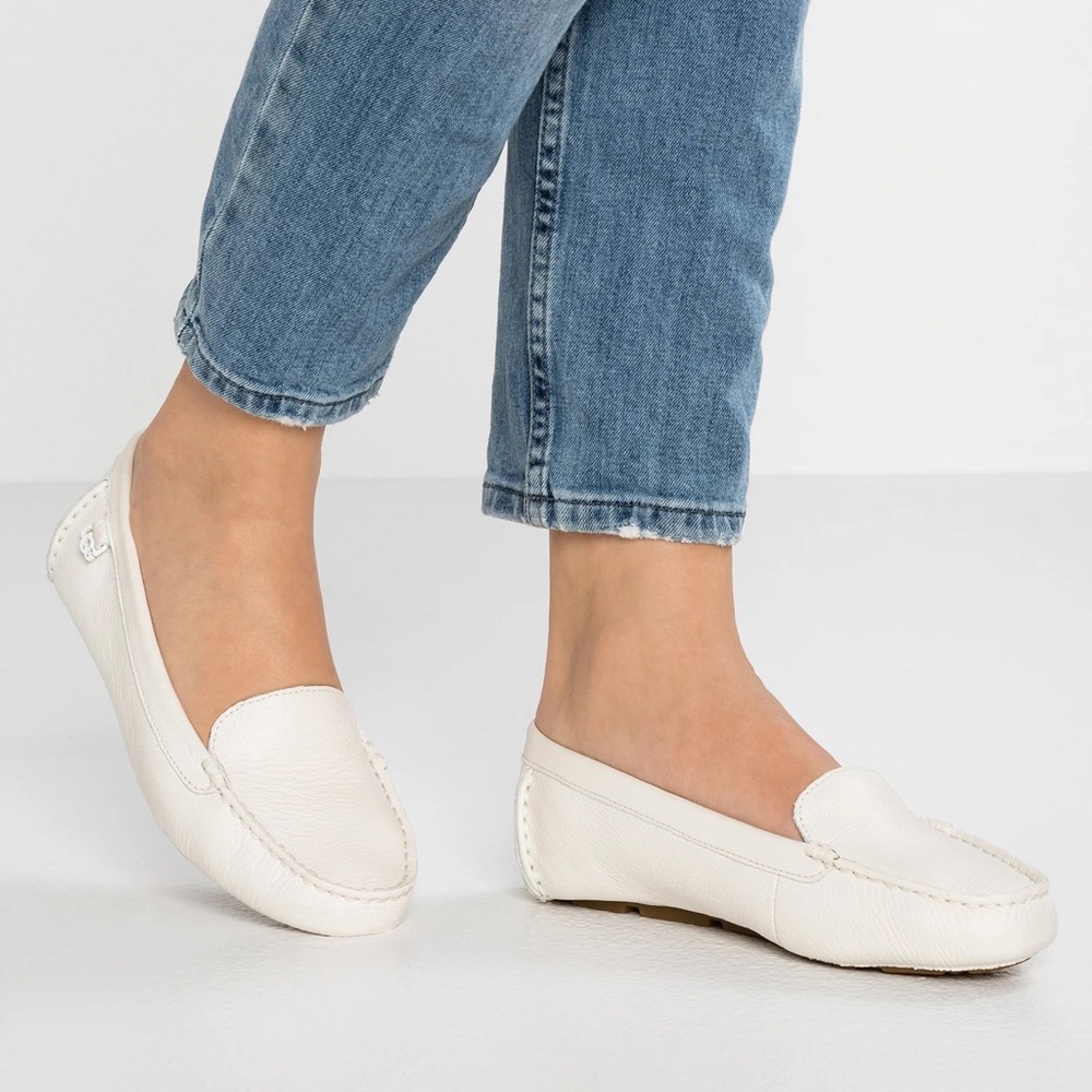 UGG Flores Driving Loafer Size 8